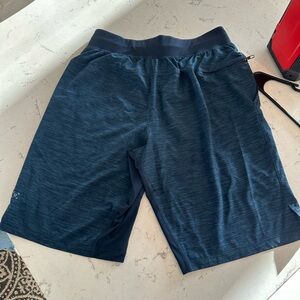 Men’s Lululemon 9 inch Shorts